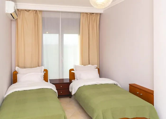 With Panoramic Sea View *